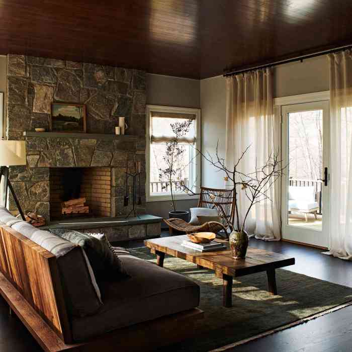 Modern Rustic: Contemporary Comfort with Natural Elements