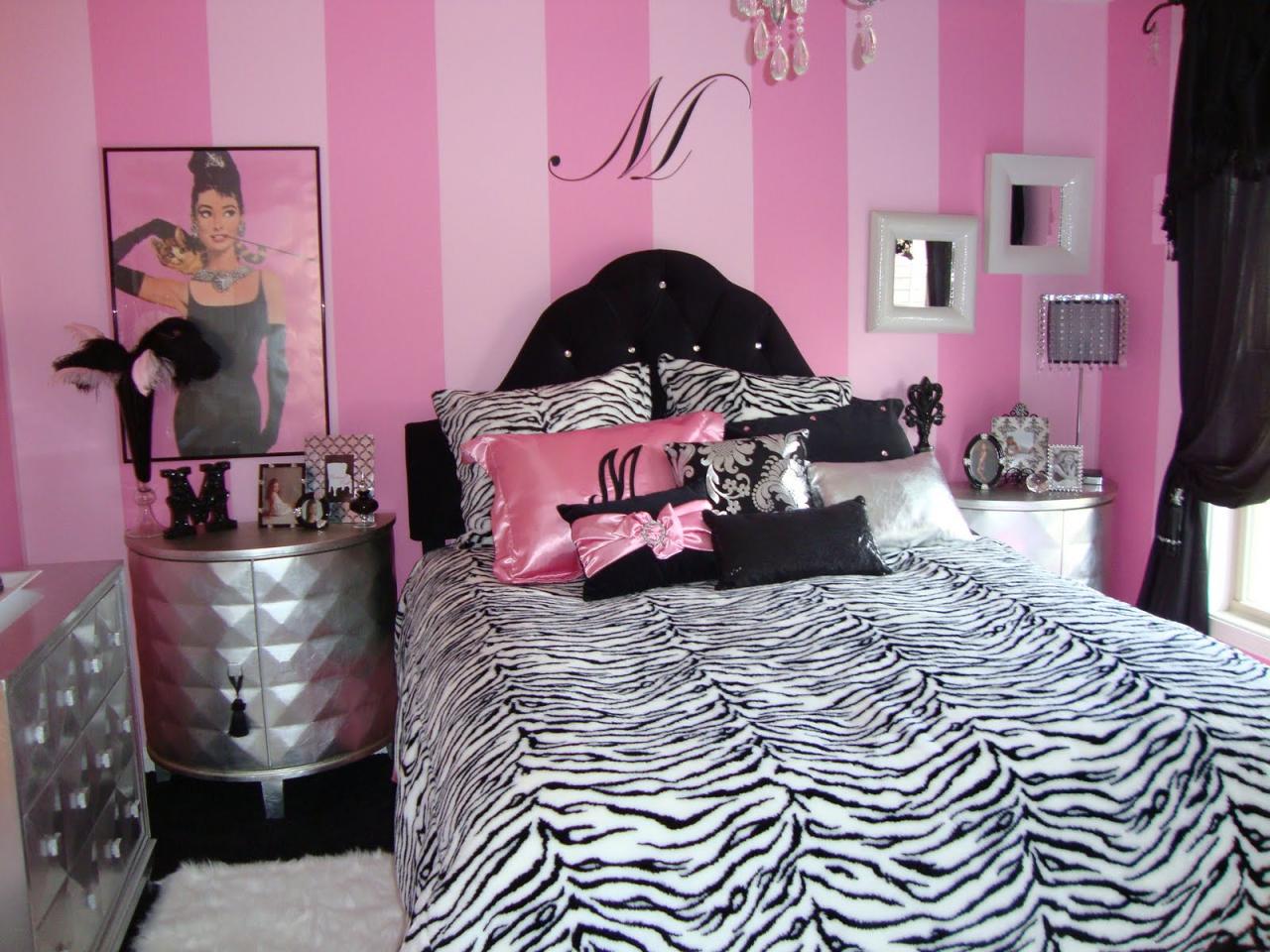 Hollywood Glamour: Celebrity-Inspired Bedroom Design Trends