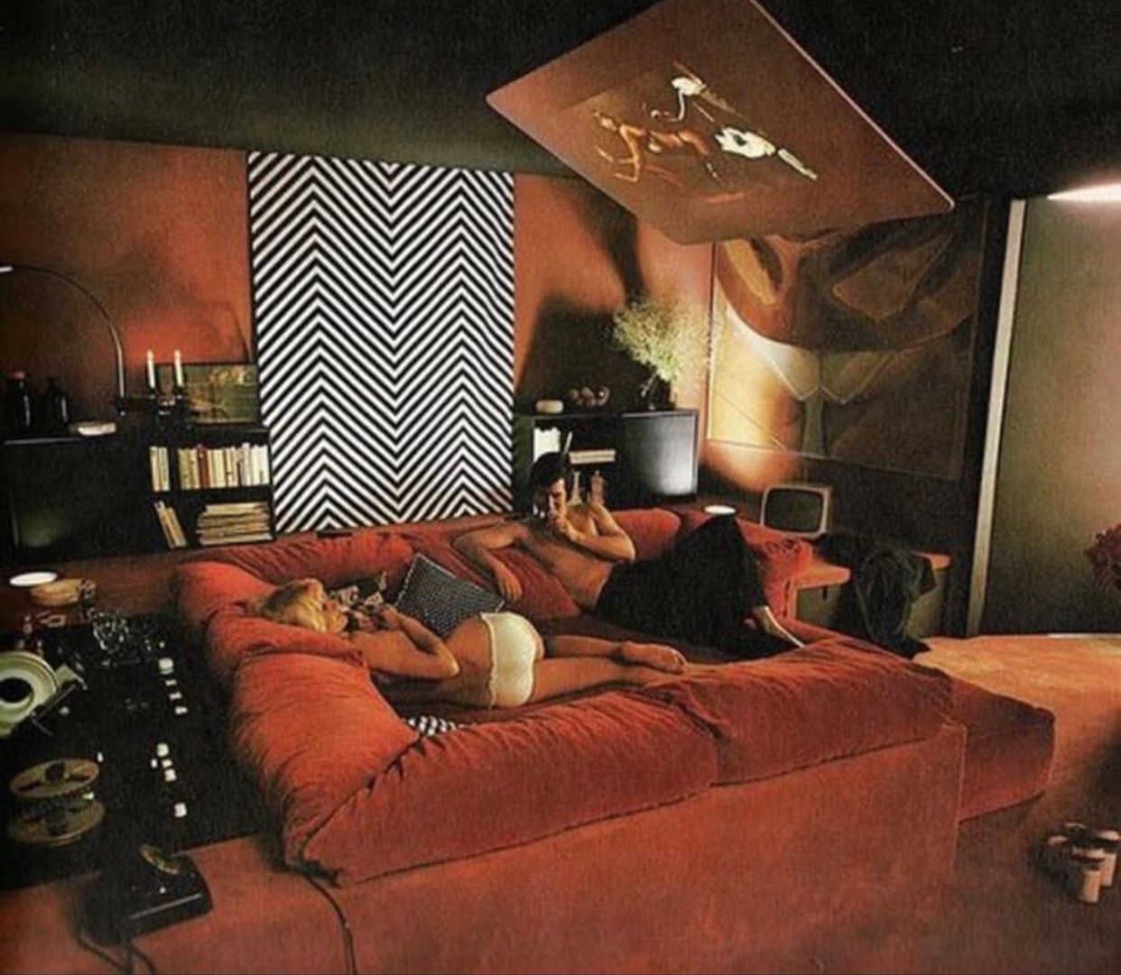 Retro Revival: 70s-Inspired Bedroom Ideas