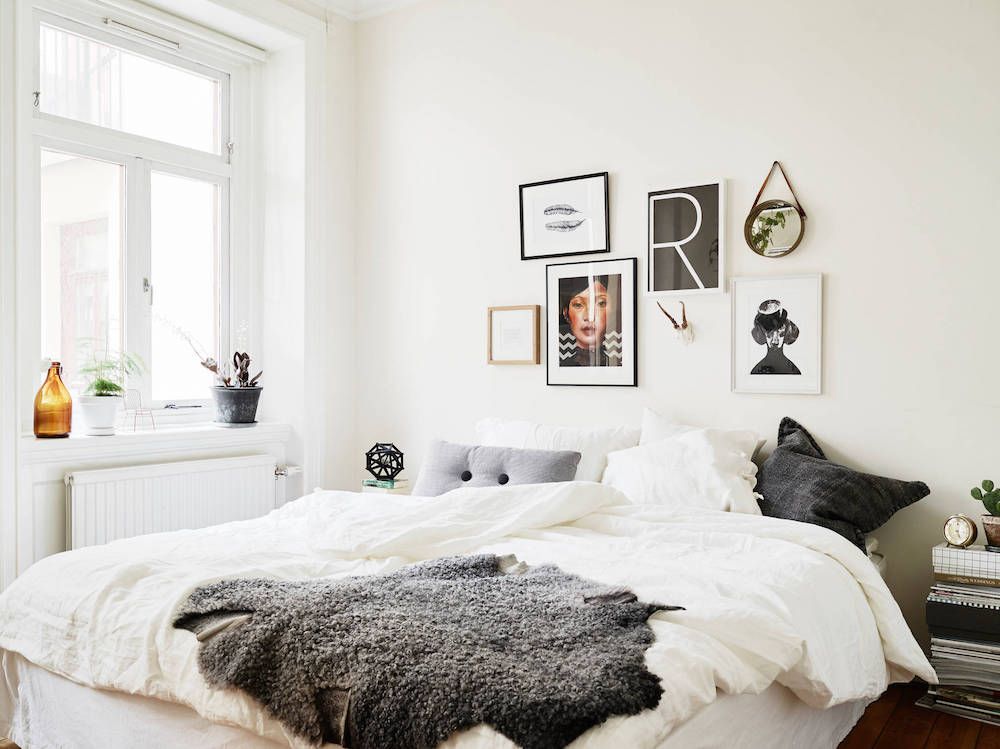Scandinavian Sanctuary: Simple and Serene Bedroom Decor