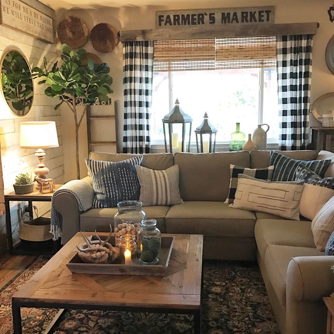 Farmhouse Chic: Country-Inspired Living Room Design Ideas