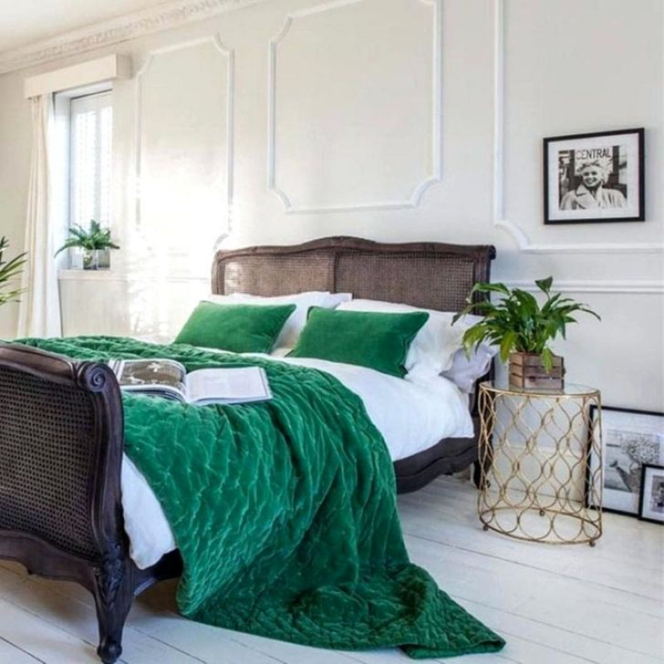 Natural Elements in Bedroom Design for Calmness