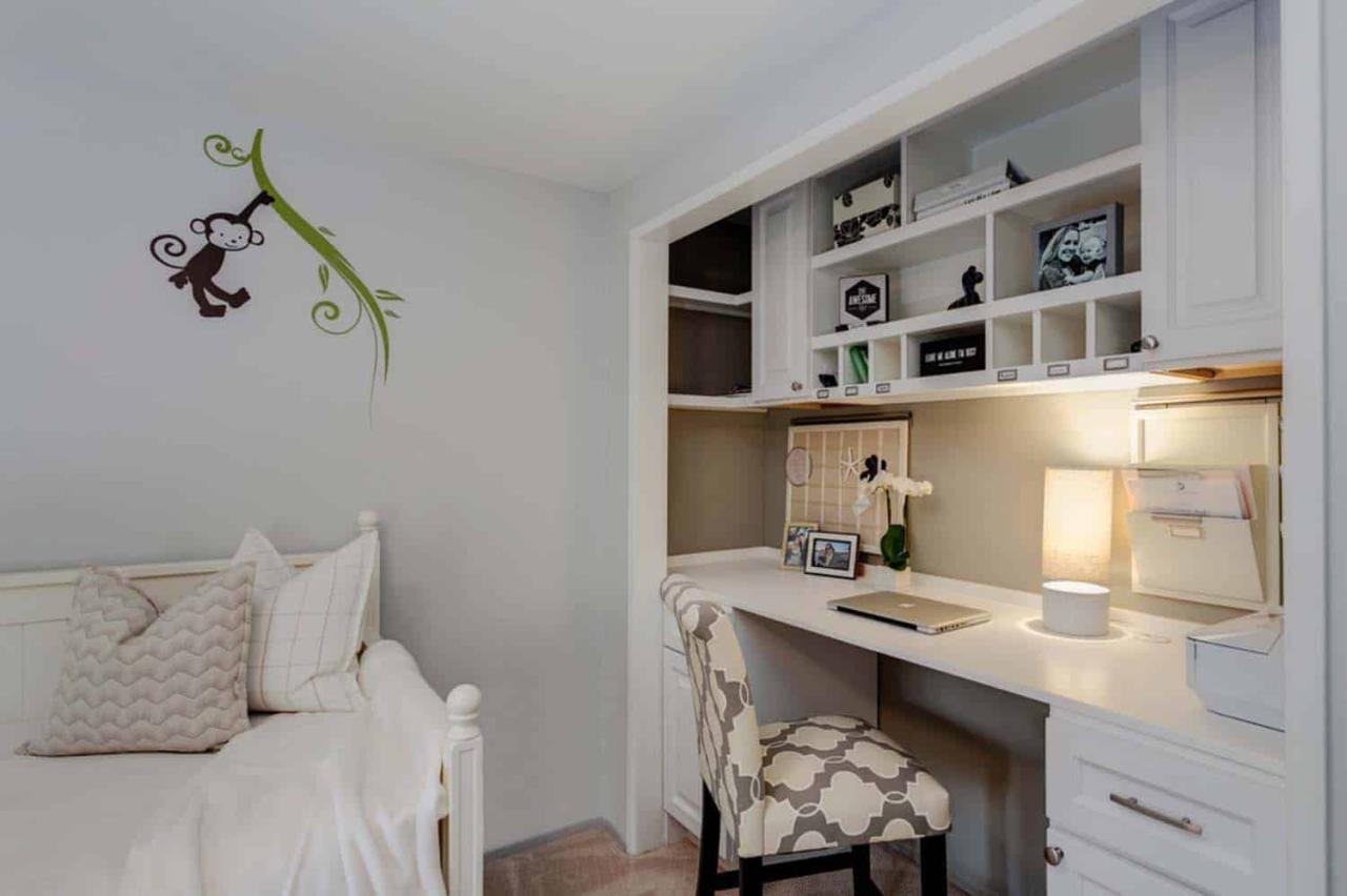 Transforming Your Bedroom into a Home Office Retreat