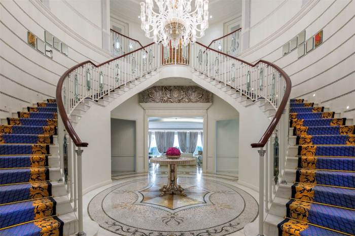 Versace dubai palazzo penthouse opulent luxury hotel waterfront interior idesignarch staircase architecture grand