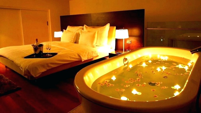Romantic Retreat: Dreamy and Intimate Bedroom Decor