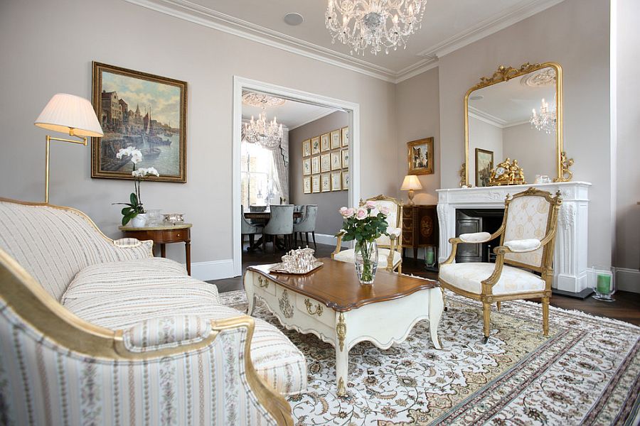 Victorian Romance: Elegant Living Room Design Ideas with a Vintage Touch