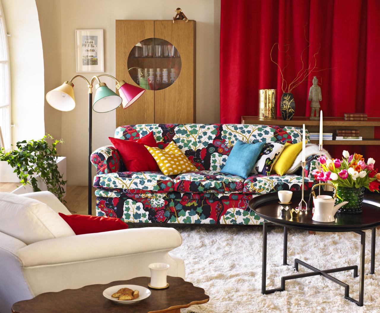 Bold and Colorful Living Room Design Ideas for Vibrant Spaces