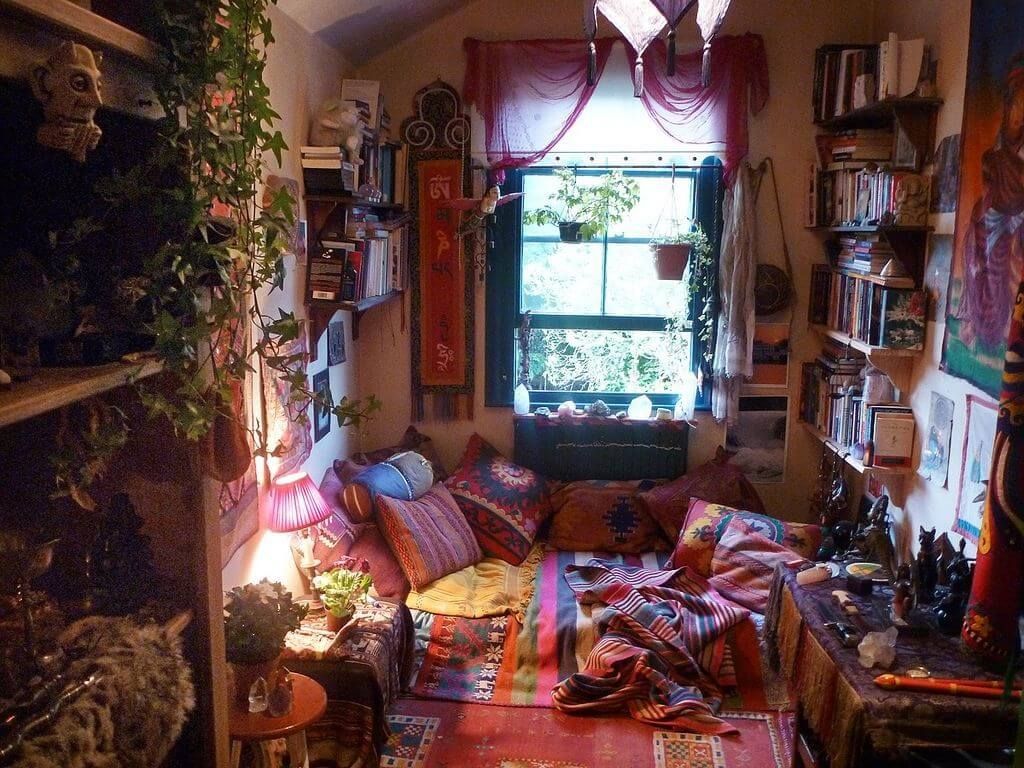 Bohemian Sophistication: Stylish Free-Spirited Living Room Design Ideas