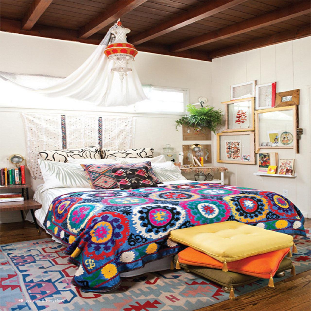 Boho Chic Retreat: Relaxed and Inviting Bedroom Decor