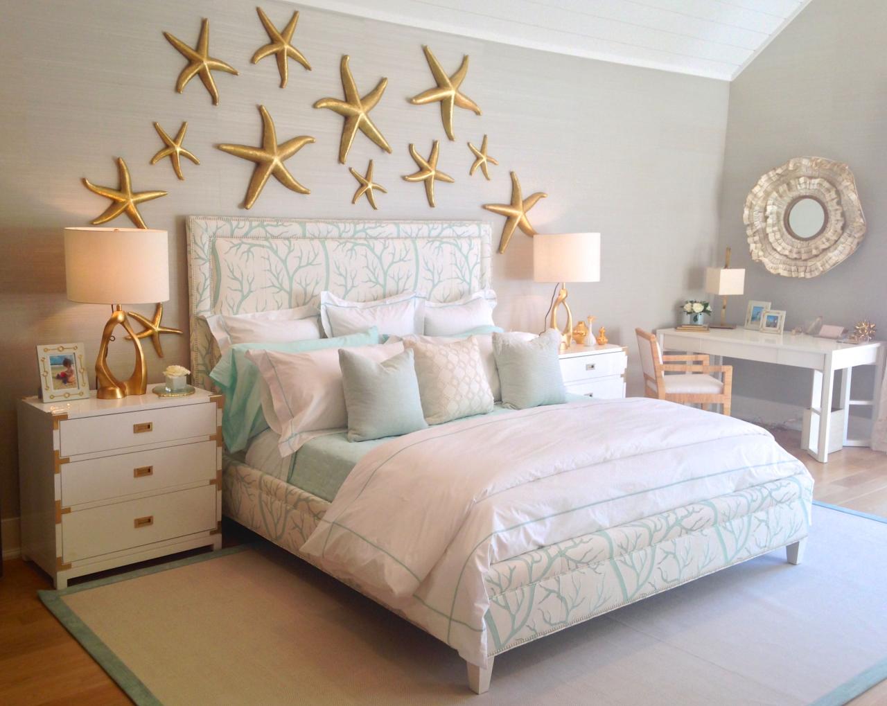 Coastal Glamour: Luxurious Beach-Inspired Bedroom Decor