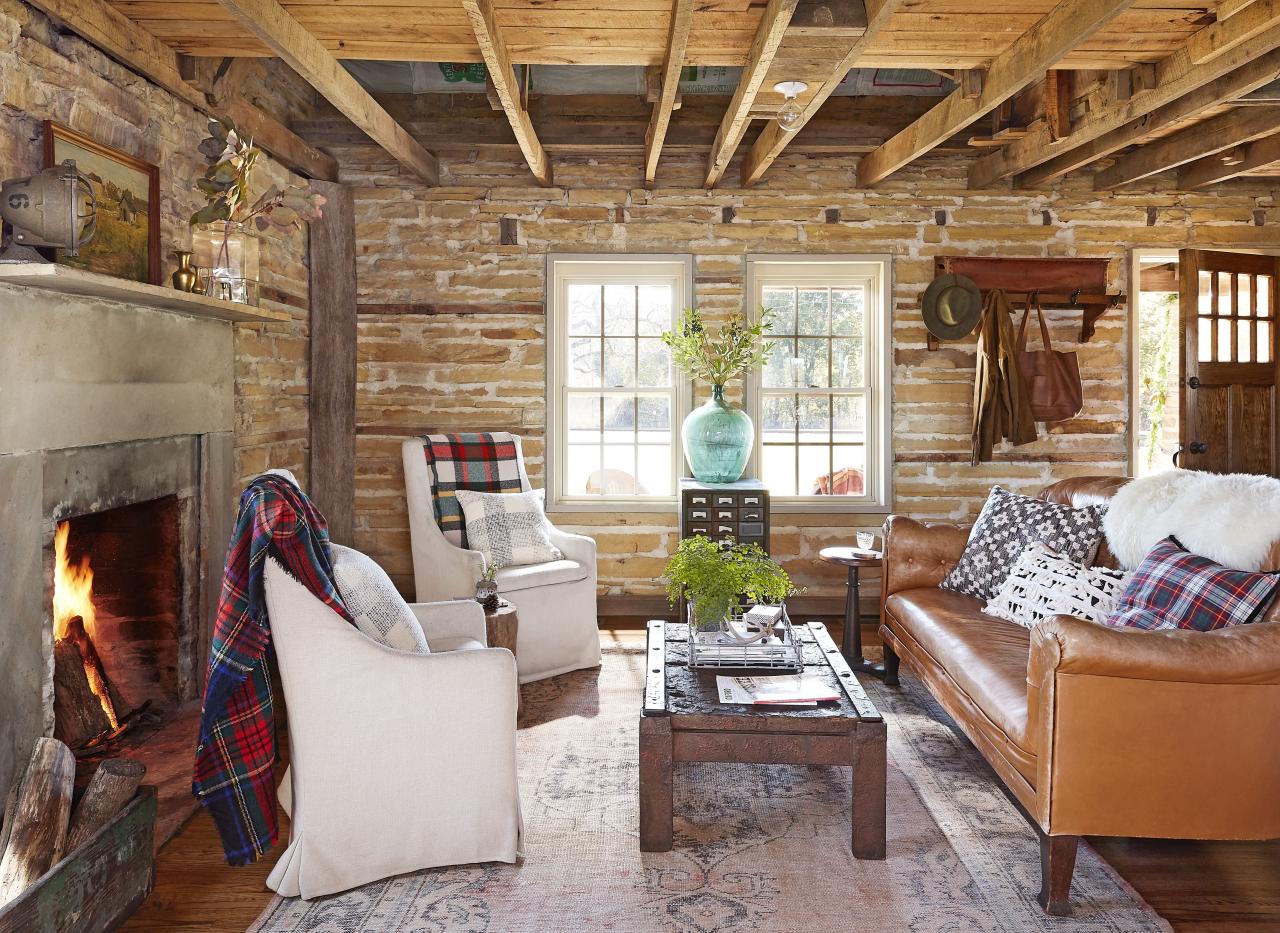 Rustic Elegance: Country Chic Living Room Design Ideas