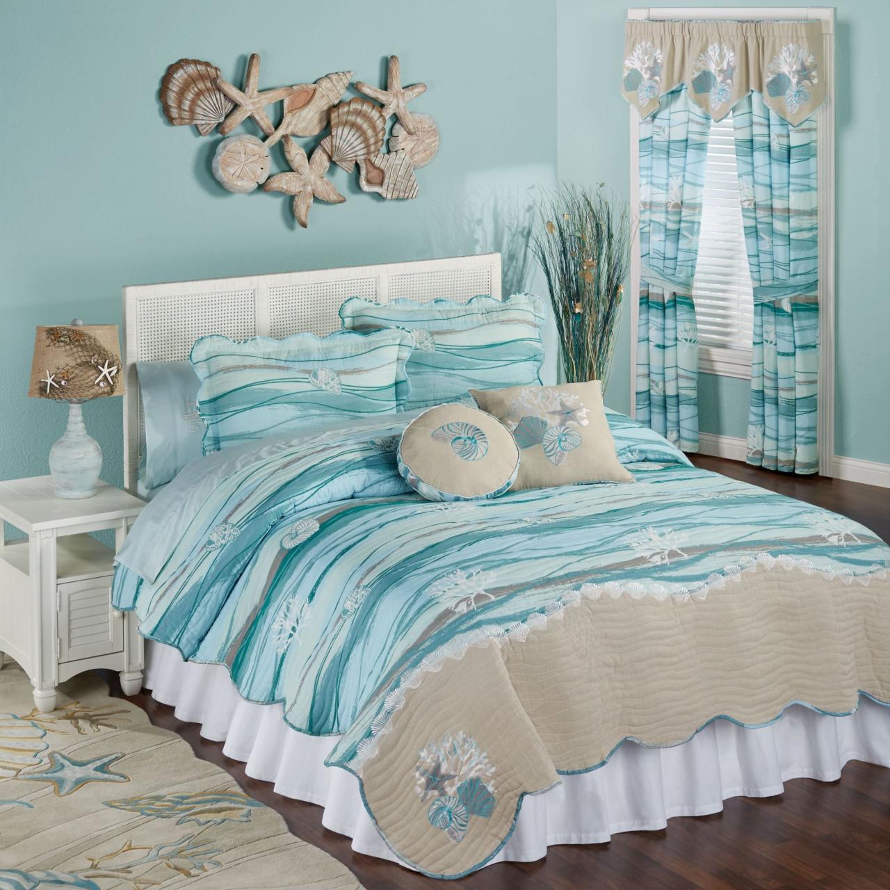 Coastal-Inspired Bedroom Décor for a Relaxing Feel